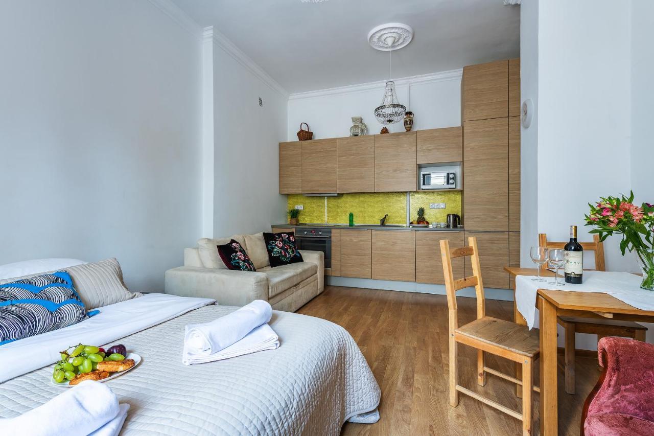 ורשה Miodowa Street P&O Serviced Apartments מראה חיצוני תמונה
